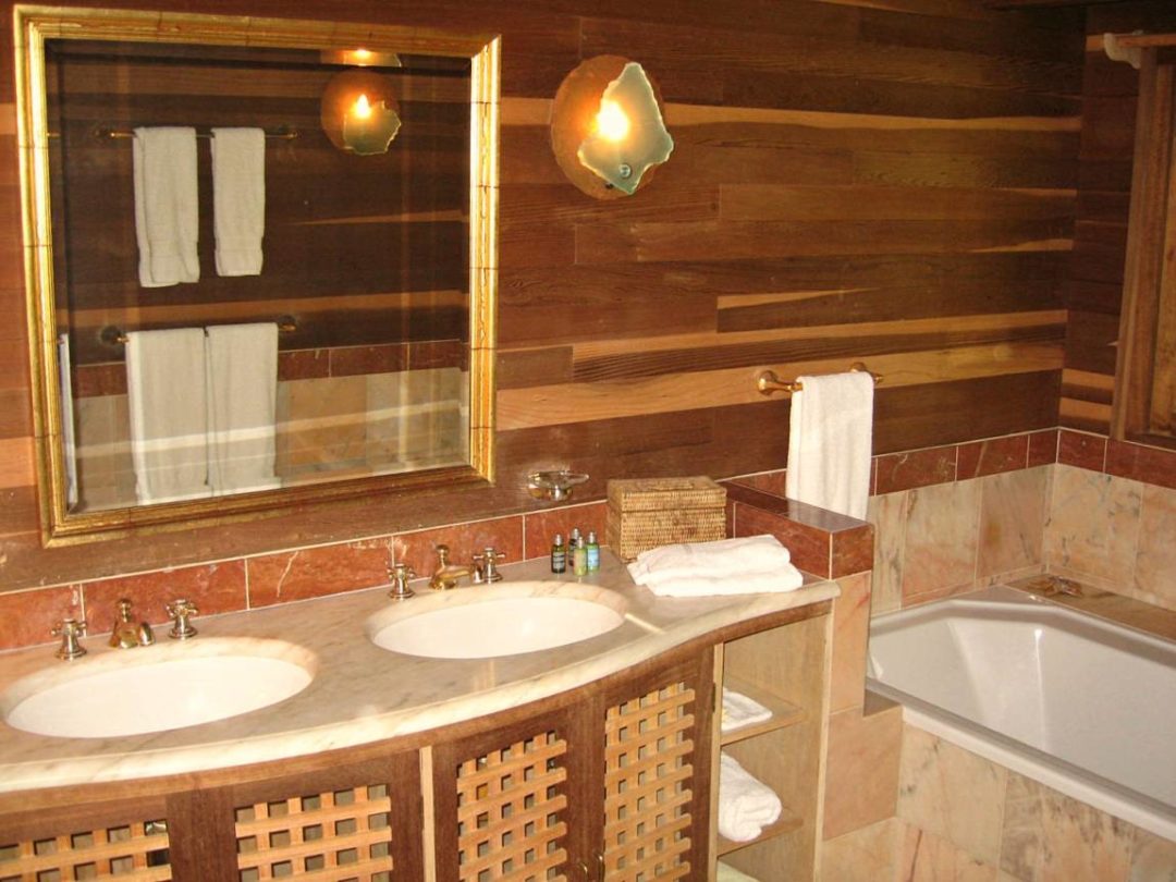 Haiku House For Sale + For Rent Albert & Michael Saba Island