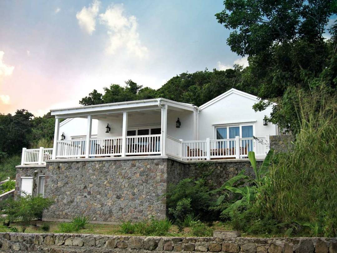 Cloudbreak Villa on Saba - A Luxury Vacation Rental - Albert & Michael ...